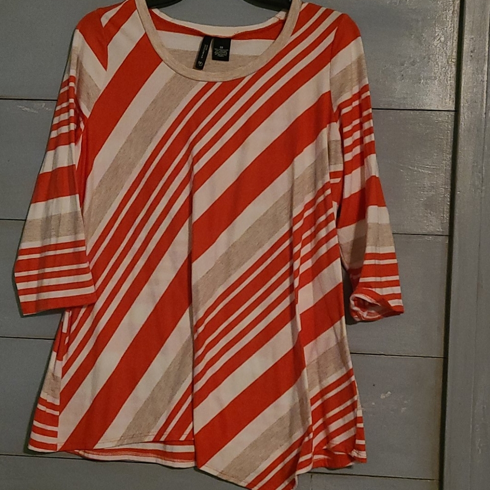 Shirt - Picture 3 of 3